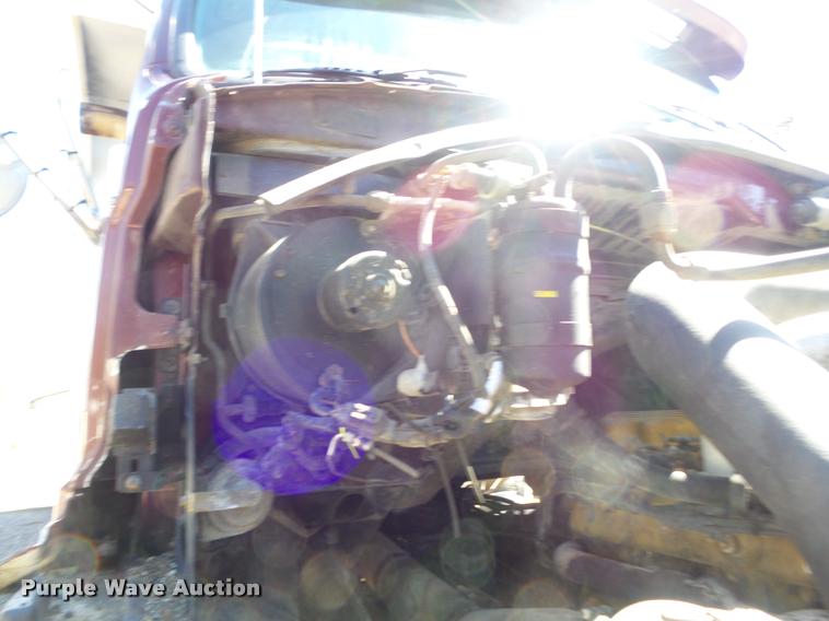 image for item DB1519 2001 Sterling L9500 dump truck