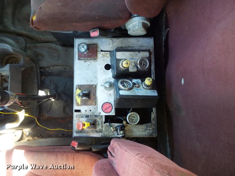 image for item DB1519 2001 Sterling L9500 dump truck