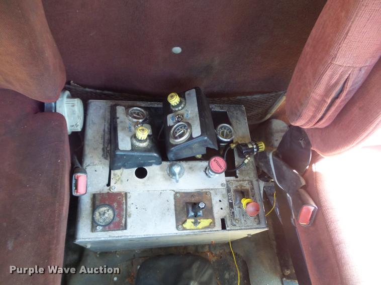 image for item DB1519 2001 Sterling L9500 dump truck