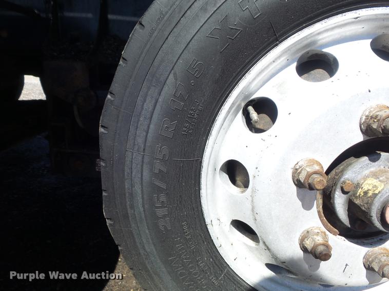 image for item DB1520 2004 Kenworth T800B dump truck