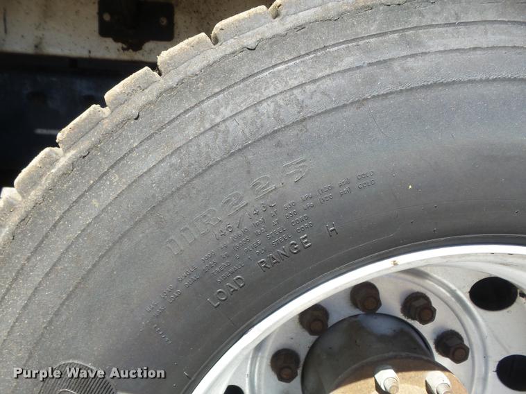 image for item DB1520 2004 Kenworth T800B dump truck