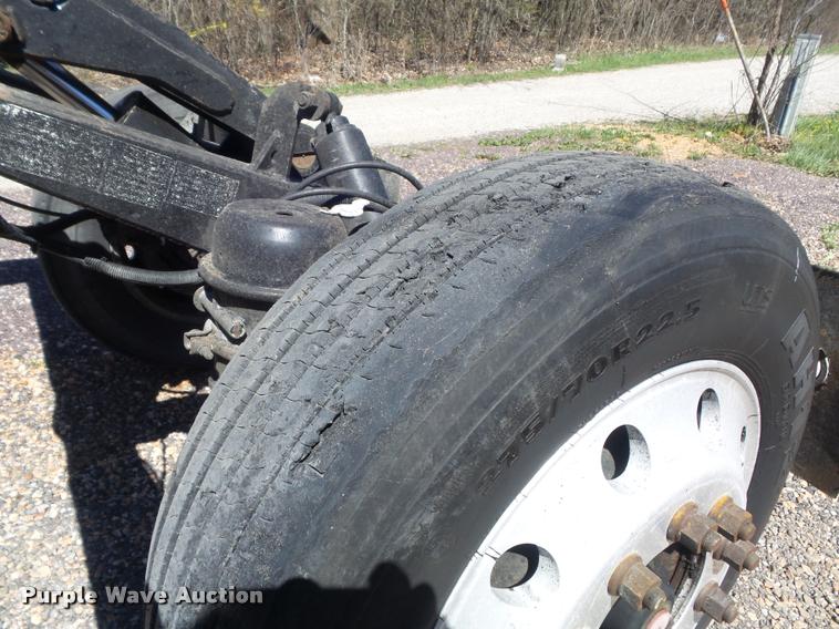 image for item DB1520 2004 Kenworth T800B dump truck