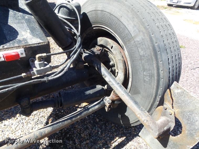 image for item DB1520 2004 Kenworth T800B dump truck