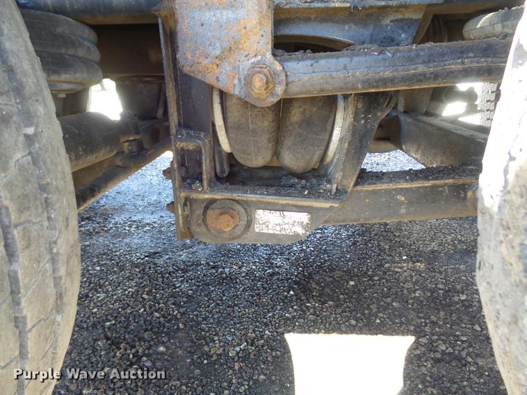 image for item DB1520 2004 Kenworth T800B dump truck