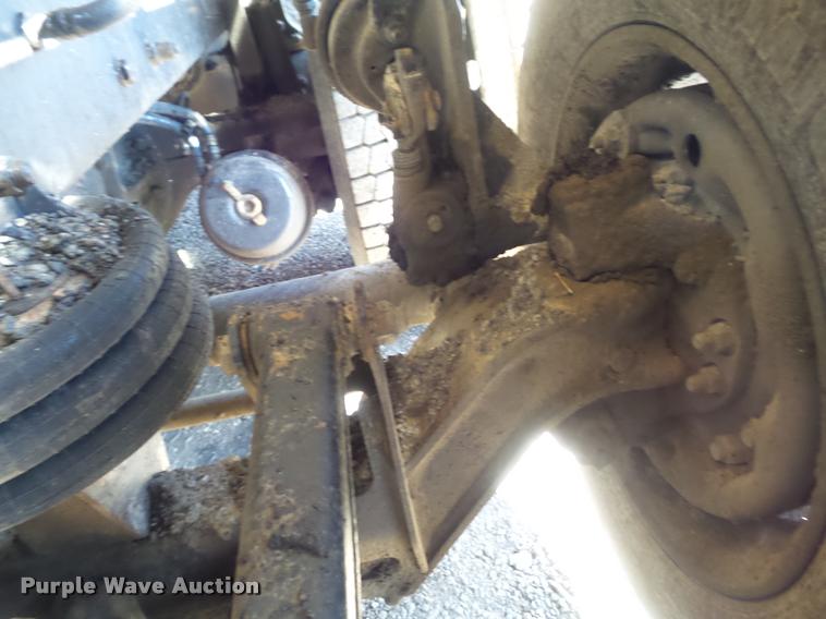 image for item DB1520 2004 Kenworth T800B dump truck