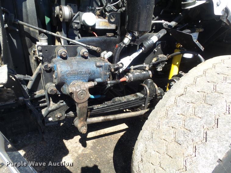 image for item DB1520 2004 Kenworth T800B dump truck