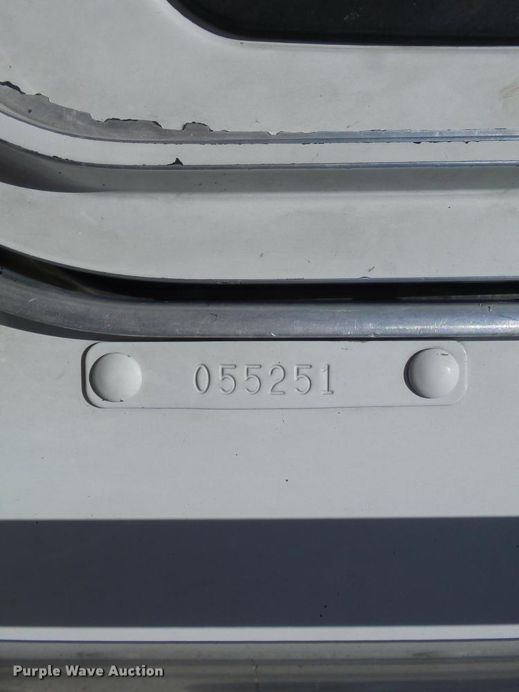 image for item DB1520 2004 Kenworth T800B dump truck