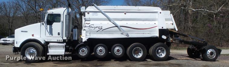 image for item DB1521 2007 Kenworth T800B dump truck