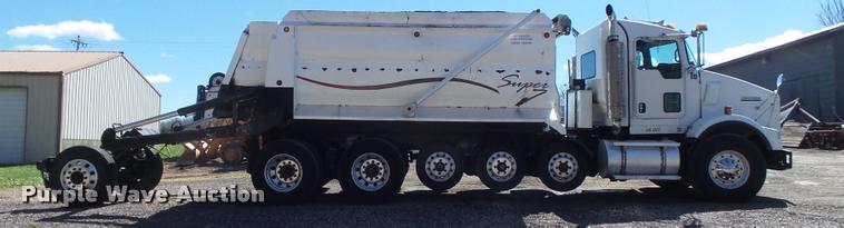 image for item DB1521 2007 Kenworth T800B dump truck