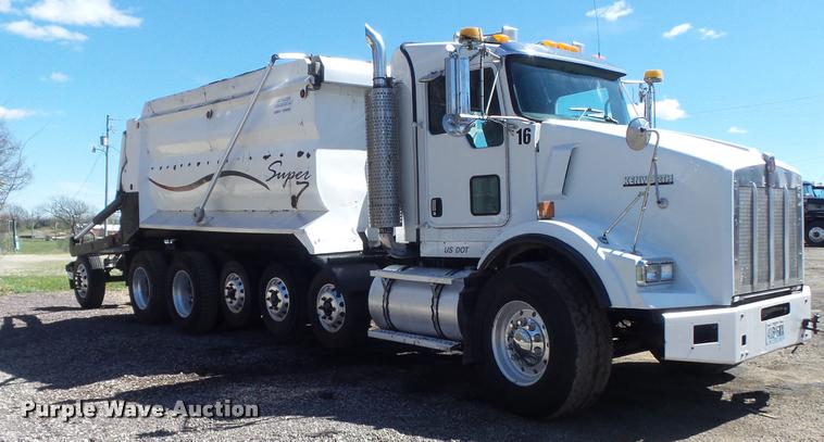 image for item DB1521 2007 Kenworth T800B dump truck