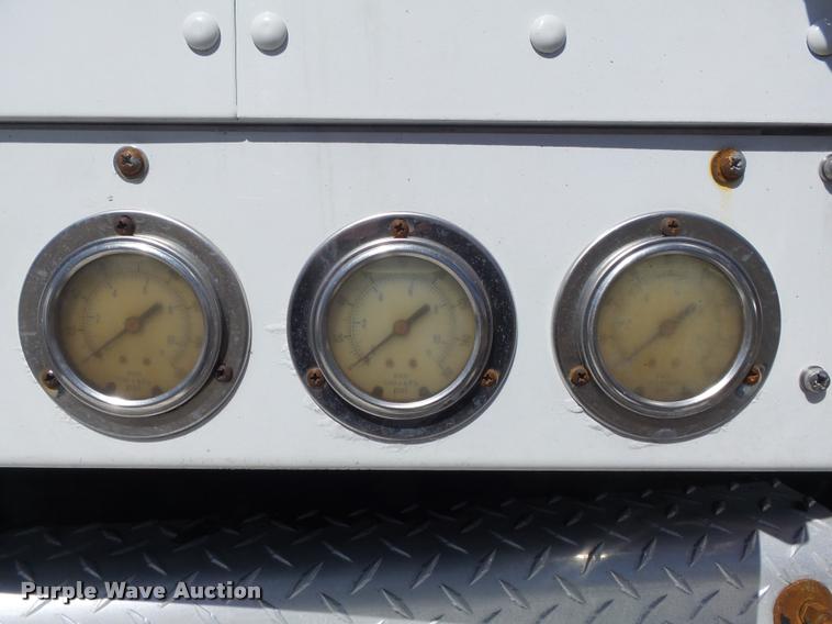 image for item DB1521 2007 Kenworth T800B dump truck