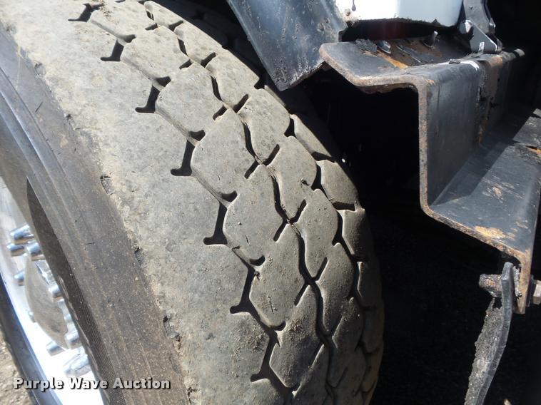 image for item DB1521 2007 Kenworth T800B dump truck