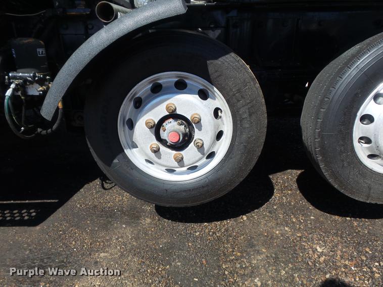 image for item DB1521 2007 Kenworth T800B dump truck