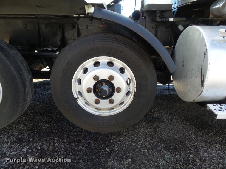 image for item DB1521 2007 Kenworth T800B dump truck