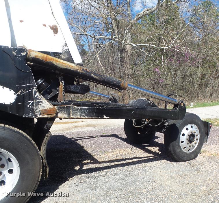 image for item DB1521 2007 Kenworth T800B dump truck