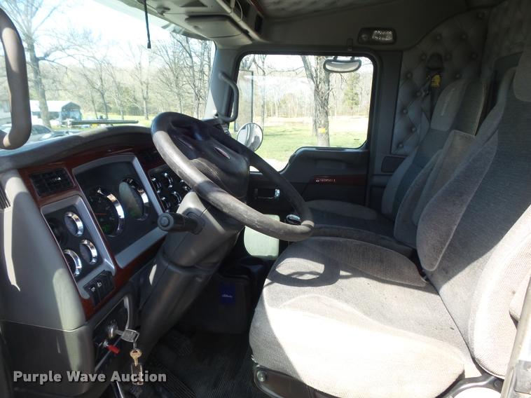 image for item DB1521 2007 Kenworth T800B dump truck