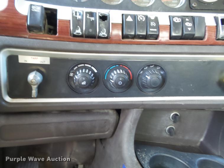 image for item DB1521 2007 Kenworth T800B dump truck