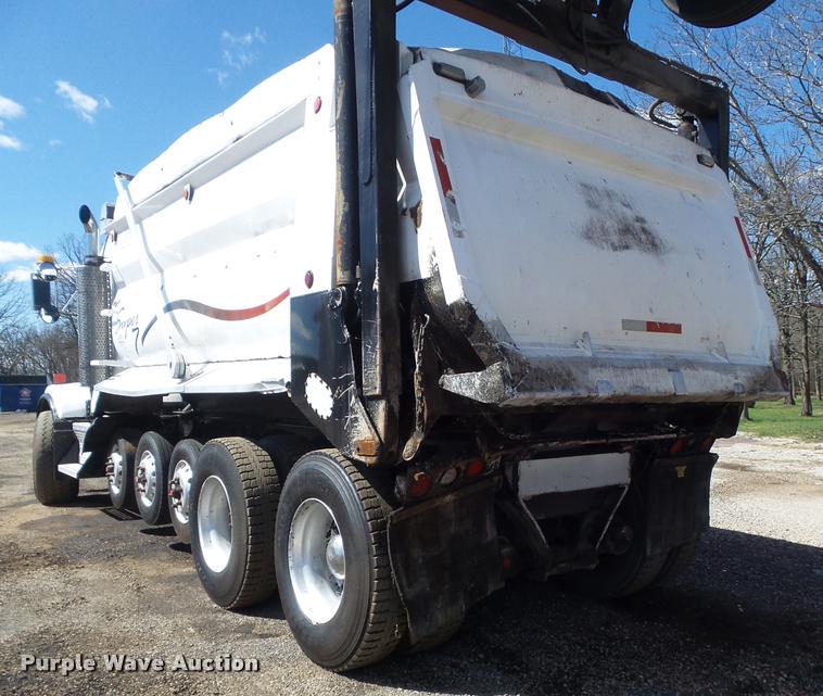 image for item DB1521 2007 Kenworth T800B dump truck