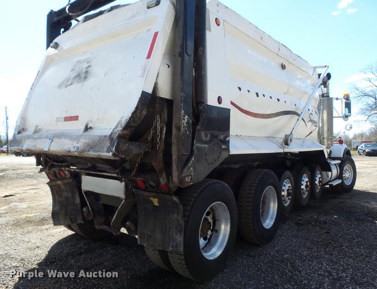 image for item DB1521 2007 Kenworth T800B dump truck