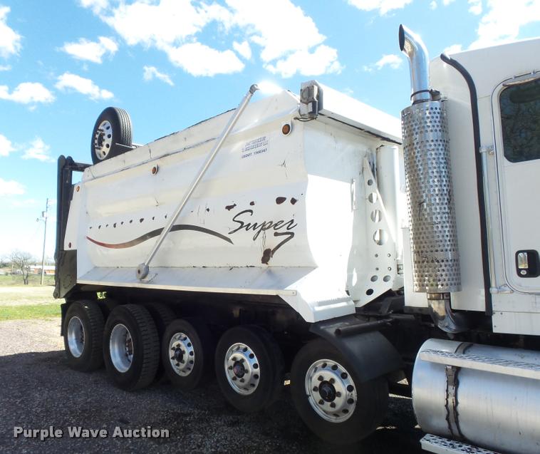 image for item DB1521 2007 Kenworth T800B dump truck