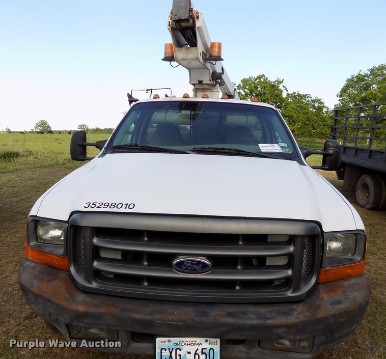 image for item DC7237 1999 Ford F350 bucket truck