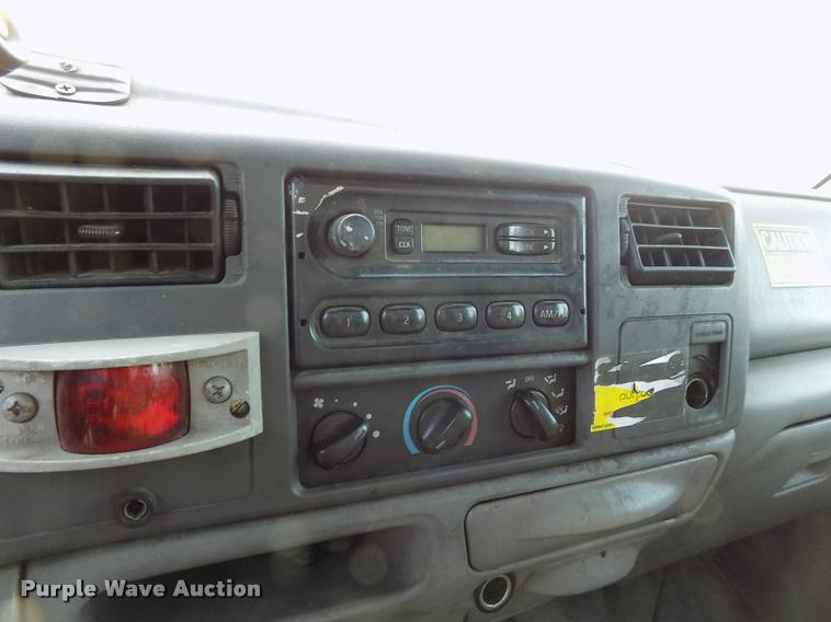 image for item DC7237 1999 Ford F350 bucket truck