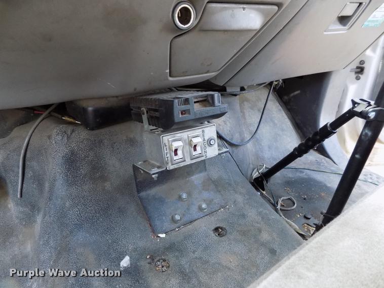 image for item DC7237 1999 Ford F350 bucket truck