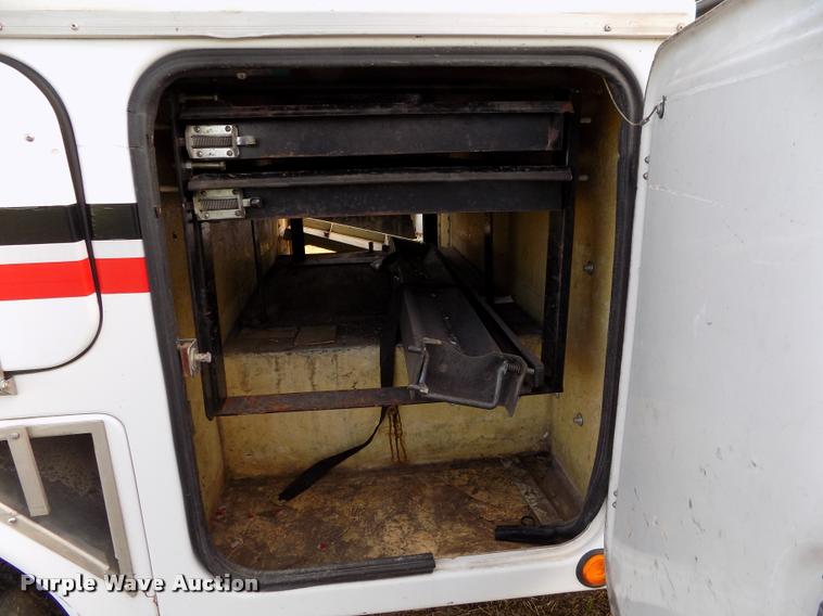 image for item DC7237 1999 Ford F350 bucket truck