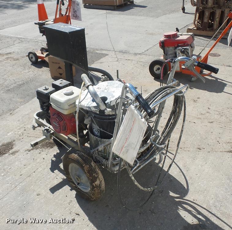 image for item DD9251 LDI 160 airless paint striper