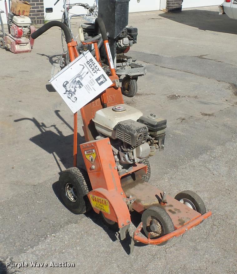 image for item DD9252 Billy Goat Crevice cleaner