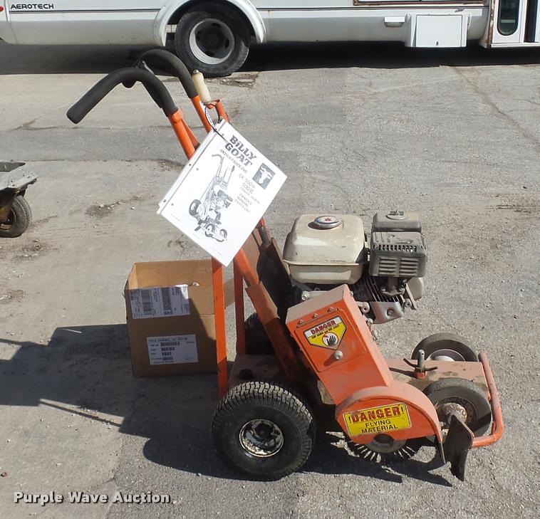 image for item DD9252 Billy Goat Crevice cleaner