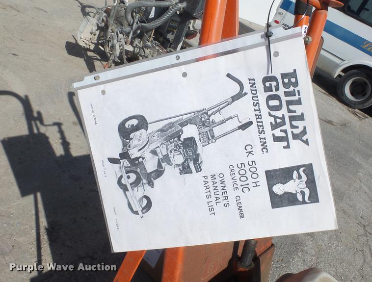 image for item DD9252 Billy Goat Crevice cleaner