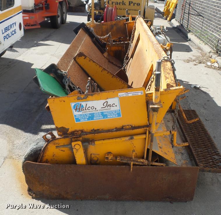 image for item DD9255 LeeBoy paver