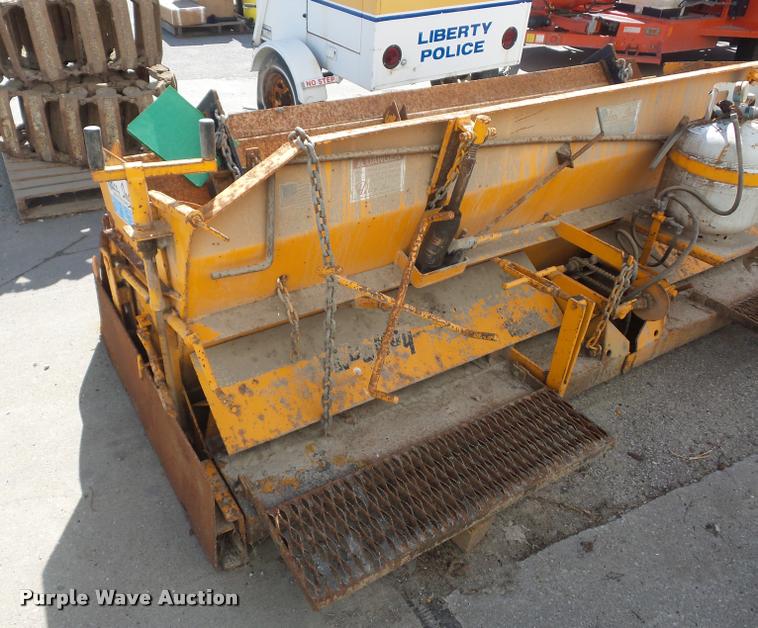 image for item DD9255 LeeBoy paver