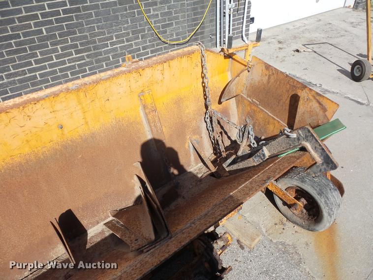 image for item DD9255 LeeBoy paver