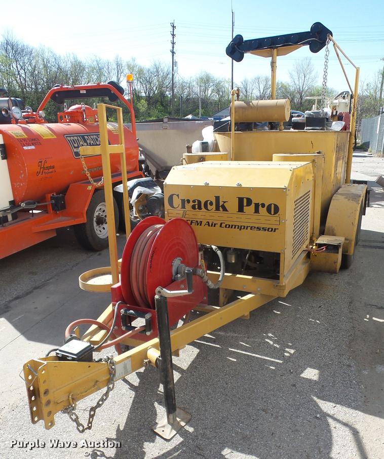 image for item DD9258 2012 Crack Pro CP-200 pot hole patcher