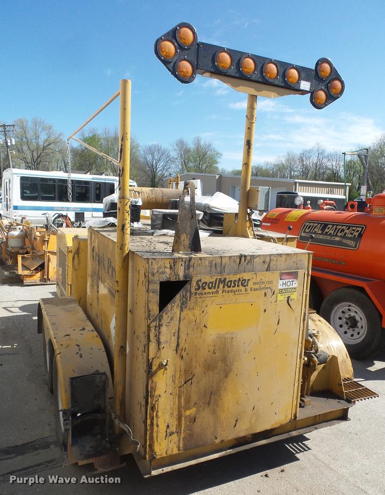 image for item DD9258 2012 Crack Pro CP-200 pot hole patcher