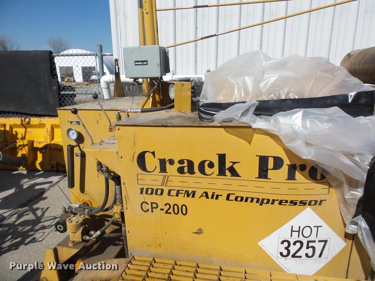 image for item DD9258 2012 Crack Pro CP-200 pot hole patcher