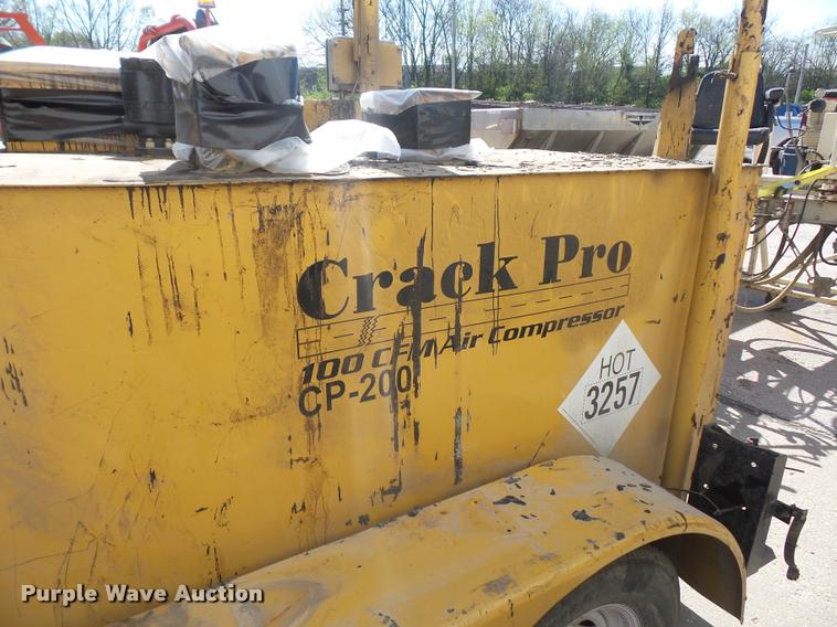 image for item DD9258 2012 Crack Pro CP-200 pot hole patcher