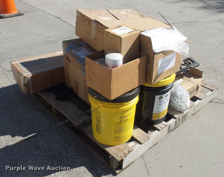 image for item DD9258 2012 Crack Pro CP-200 pot hole patcher