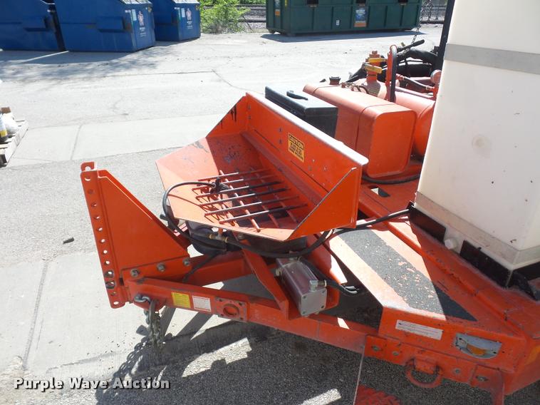 image for item DD9259 2010 Total Patcher T7500 pothole patcher