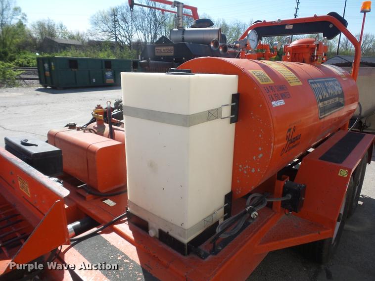 image for item DD9259 2010 Total Patcher T7500 pothole patcher