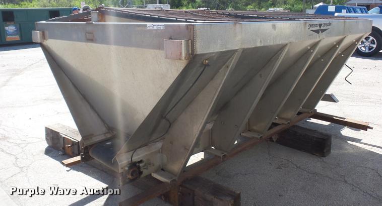 image for item DD9260 Swanson spreader