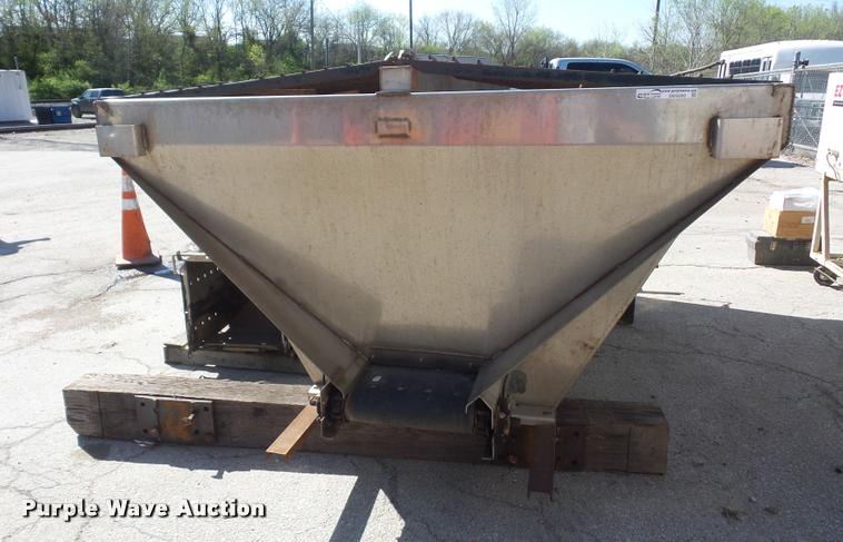 image for item DD9260 Swanson spreader