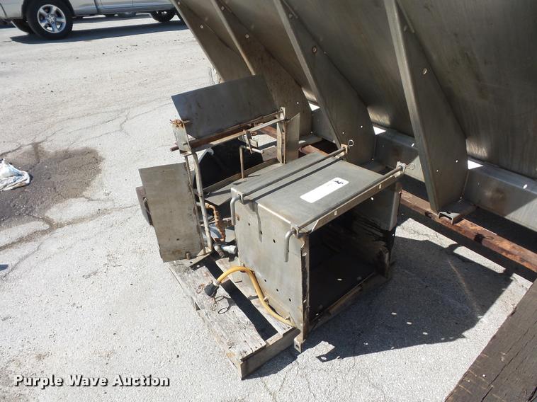 image for item DD9260 Swanson spreader