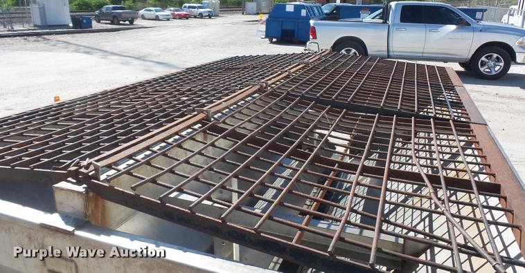 image for item DD9260 Swanson spreader