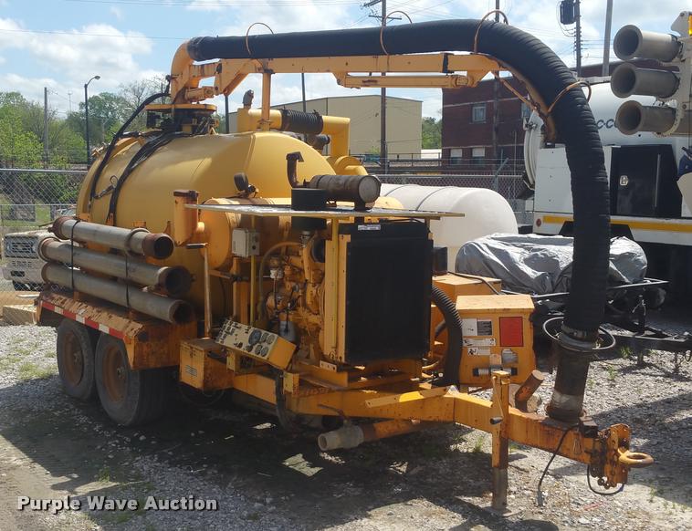 image for item DD9333 2000 Seca vacuum trailer