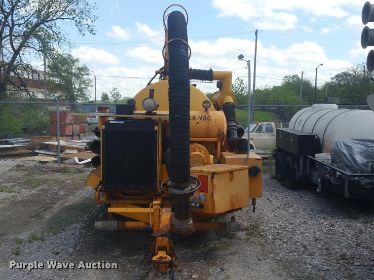 image for item DD9333 2000 Seca vacuum trailer