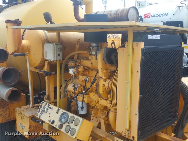 image for item DD9333 2000 Seca vacuum trailer