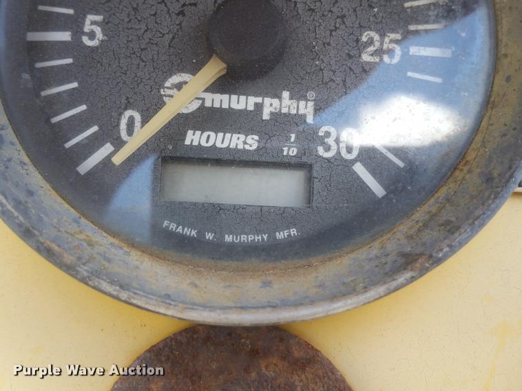 image for item DD9333 2000 Seca vacuum trailer